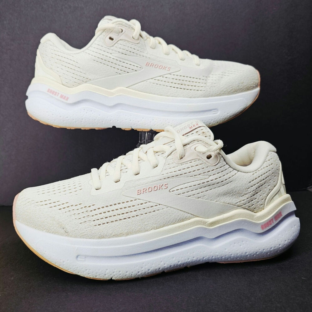 Brooks Women 9 Comfy footwear